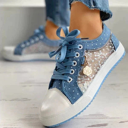 Image of Dames Lace Lage Sneakers